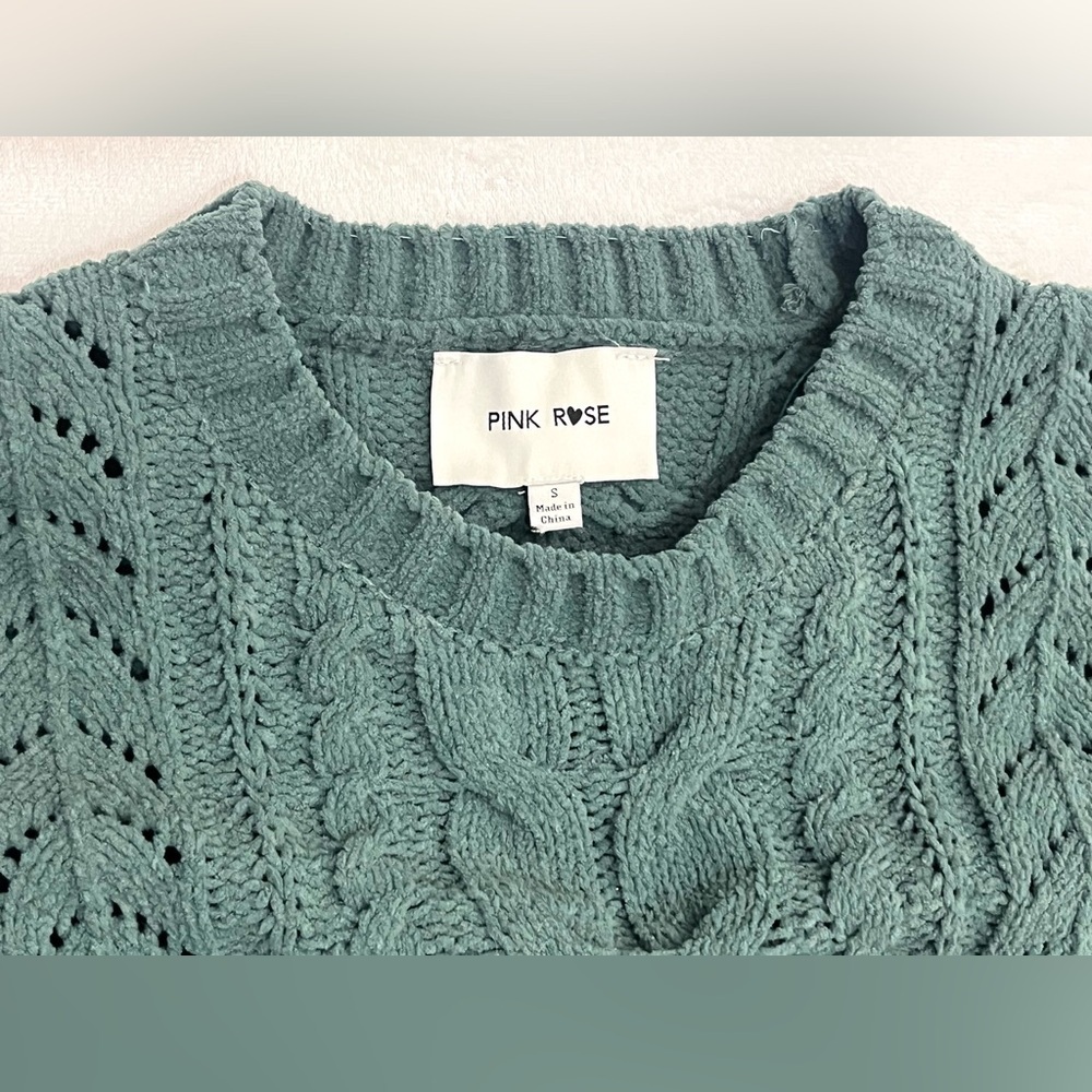 Pink Rose Women’s Polyester Chunky Soft Cozy Cable Knit Green Sweater Small - Picture 5 of 16